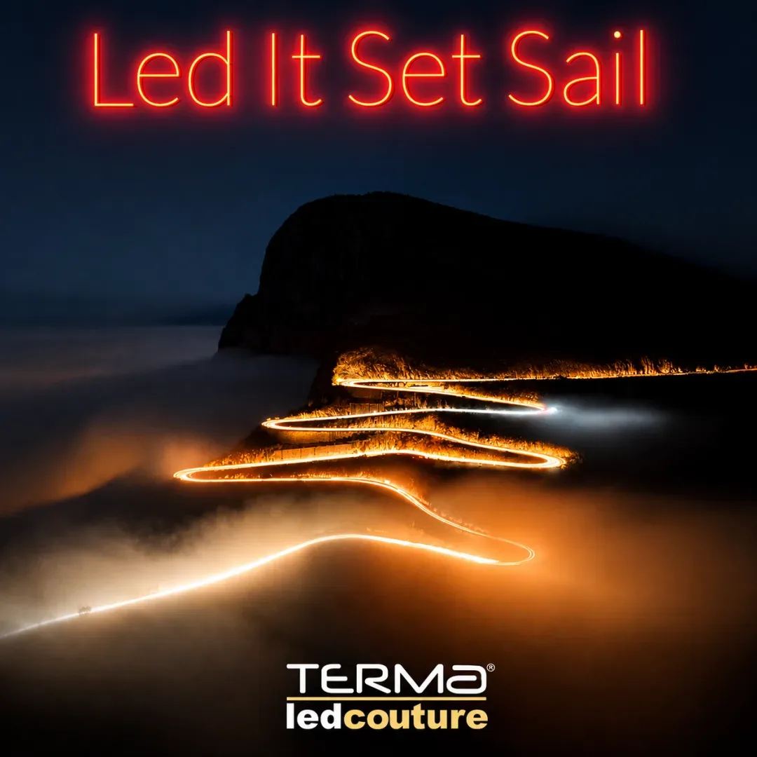 Led it Set Sail — su üzerinde ışık izleri, TERMA LEDCOUTURE